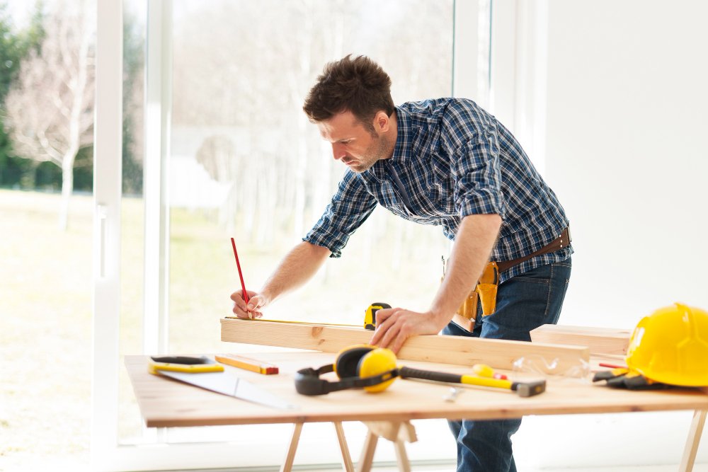 How to Choose the Right Home Renovation Contractor in Orono, ME