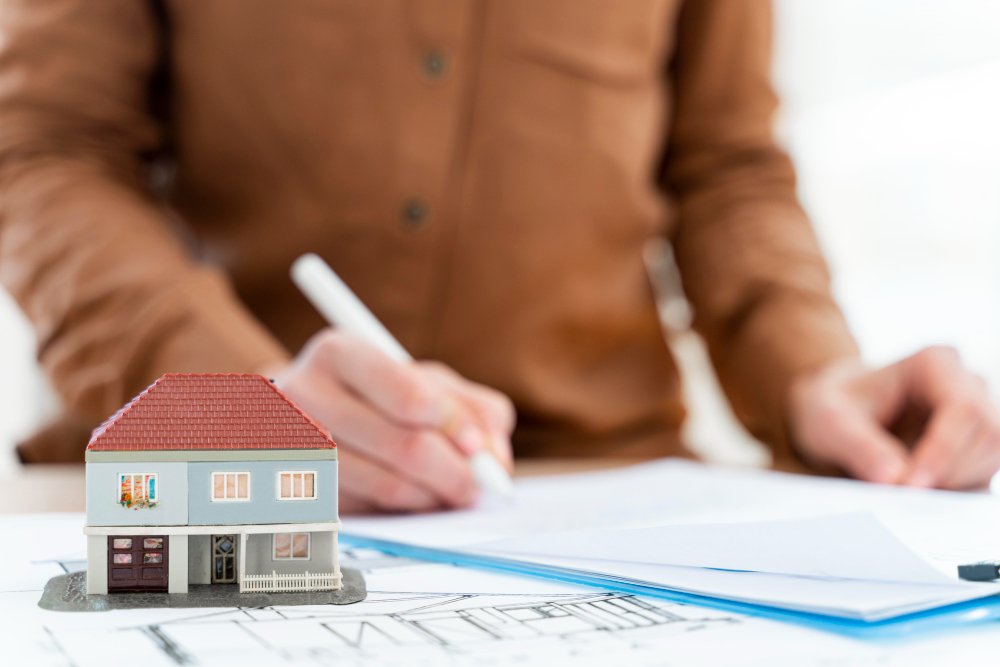 How Property Management Companies Maximise Rental Income in Orono, ME